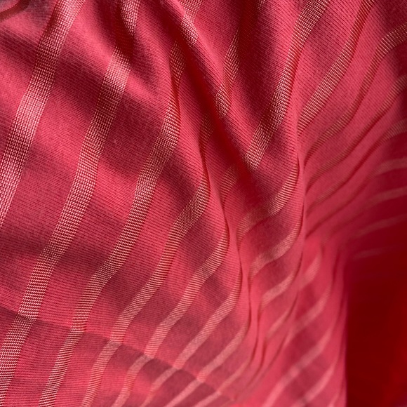 NWT BEBE TOP TUNIC SIZE EXTRA SMALL /  2️⃣ - Picture 8 of 8